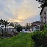 Otel Cosmos & Contrexéville