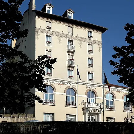 Отель Cosmos & 3*