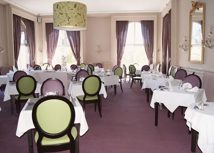 Отель Cosmos & Контрексвиль